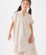 ベージュ