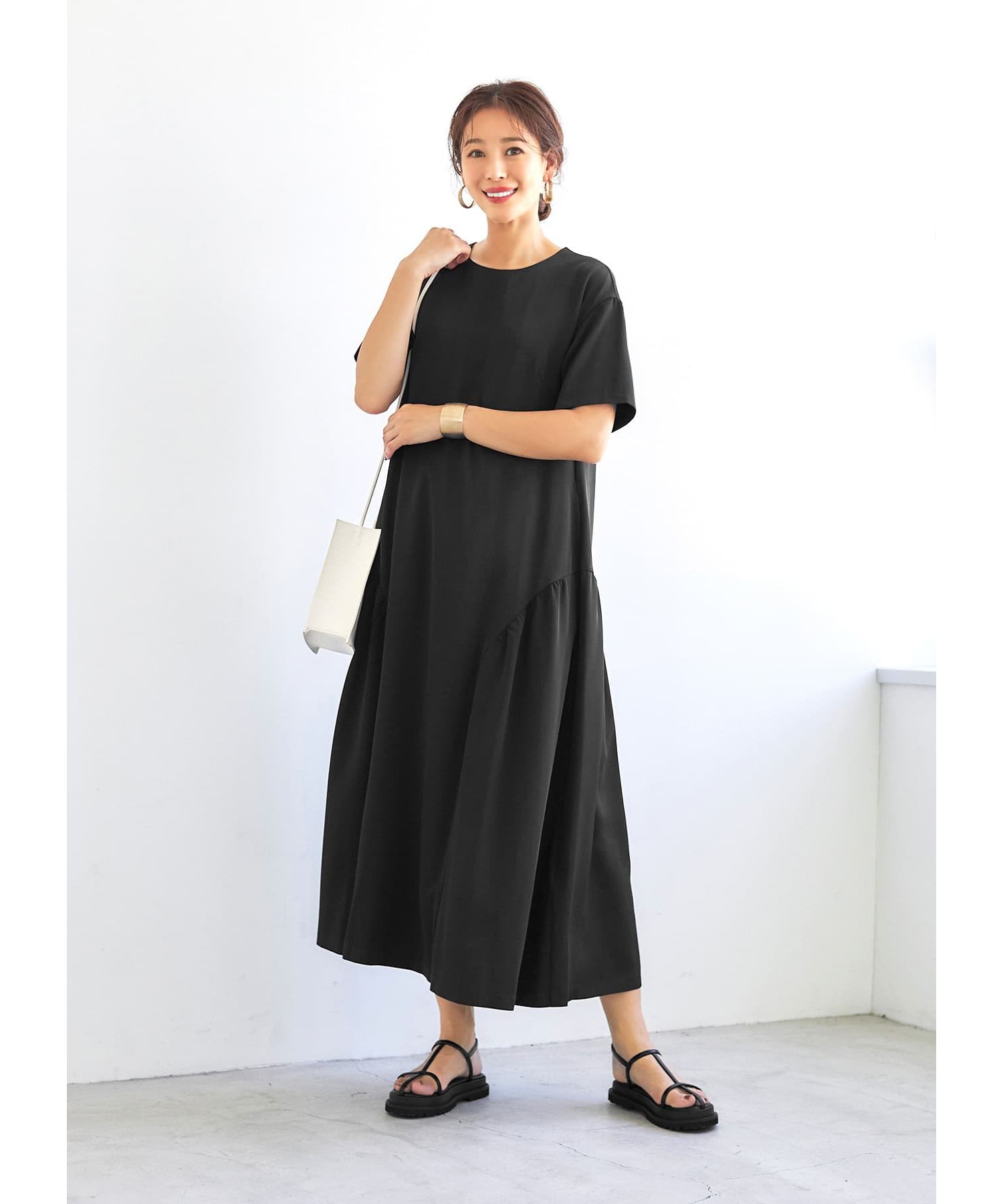 シルベッティ 日本製 ギャザー ロングワンピース　長袖 15AR 3L相当 黒 スタイルデリ STYLE DELI 両サイドラウンドギャザーロング