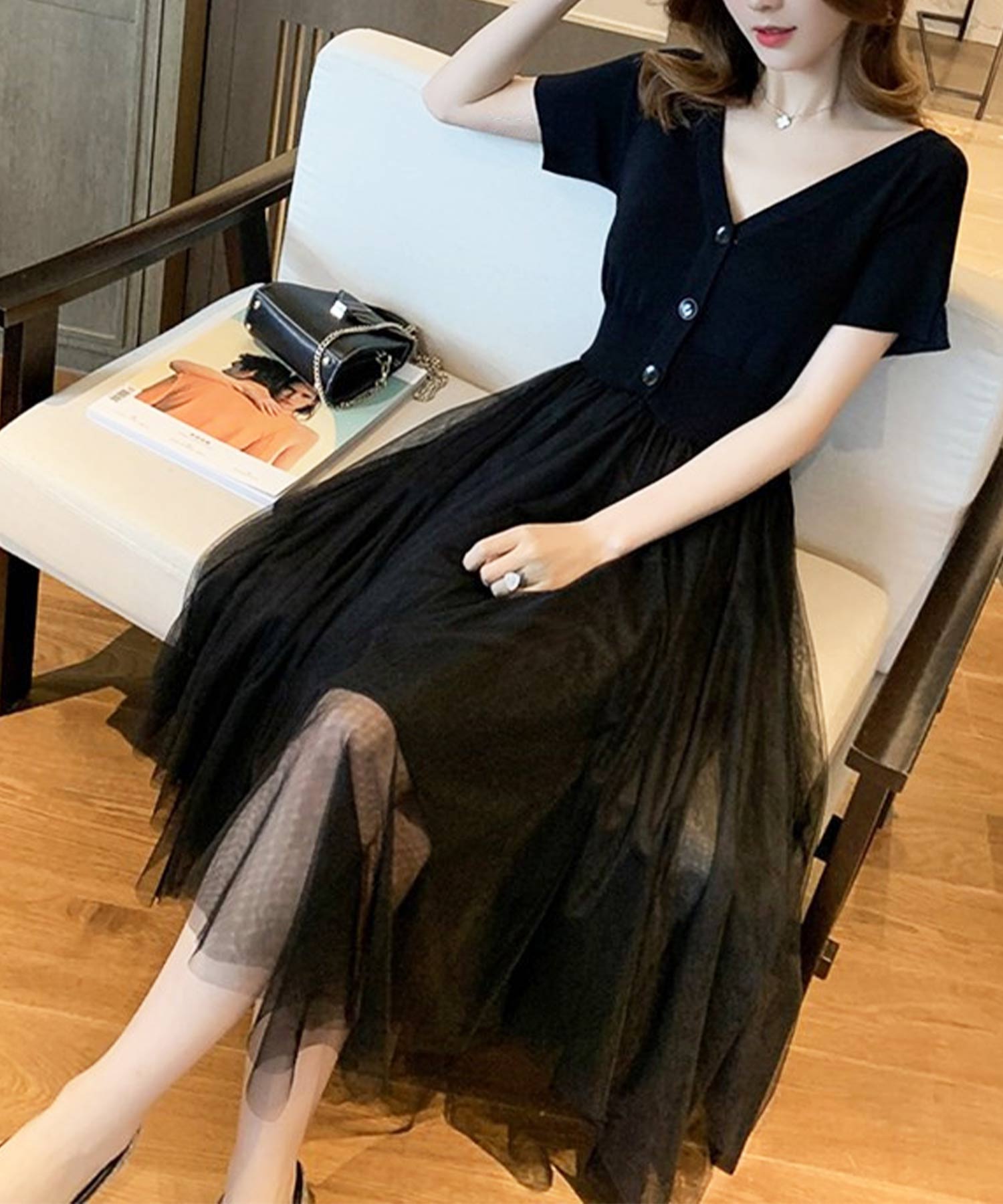 ♪韓国人気ワンピ♪　スタイル見せブラック色のサマードレス　SizeはM