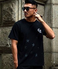 CavariA/C.V.R.A 刺繍ロゴスターグラデーション半袖Tシャツ メンズ ブランド オシャレ 大人 半袖 プリント 刺繍 ロゴ トップス カットソー 黒 白 ブラック /504810887