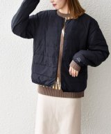 ダークブルー