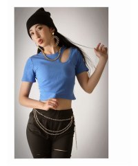 bombshell/ボムシェル bombshell 半袖Tシャツ Tシャツ カットソー トップス 個性派 アシンメトリー クルーネック 半袖 ショート丈 韓国ファッション セクシー/504823066