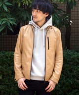 18ベージュ