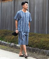 ネイビー