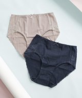 ベージュ