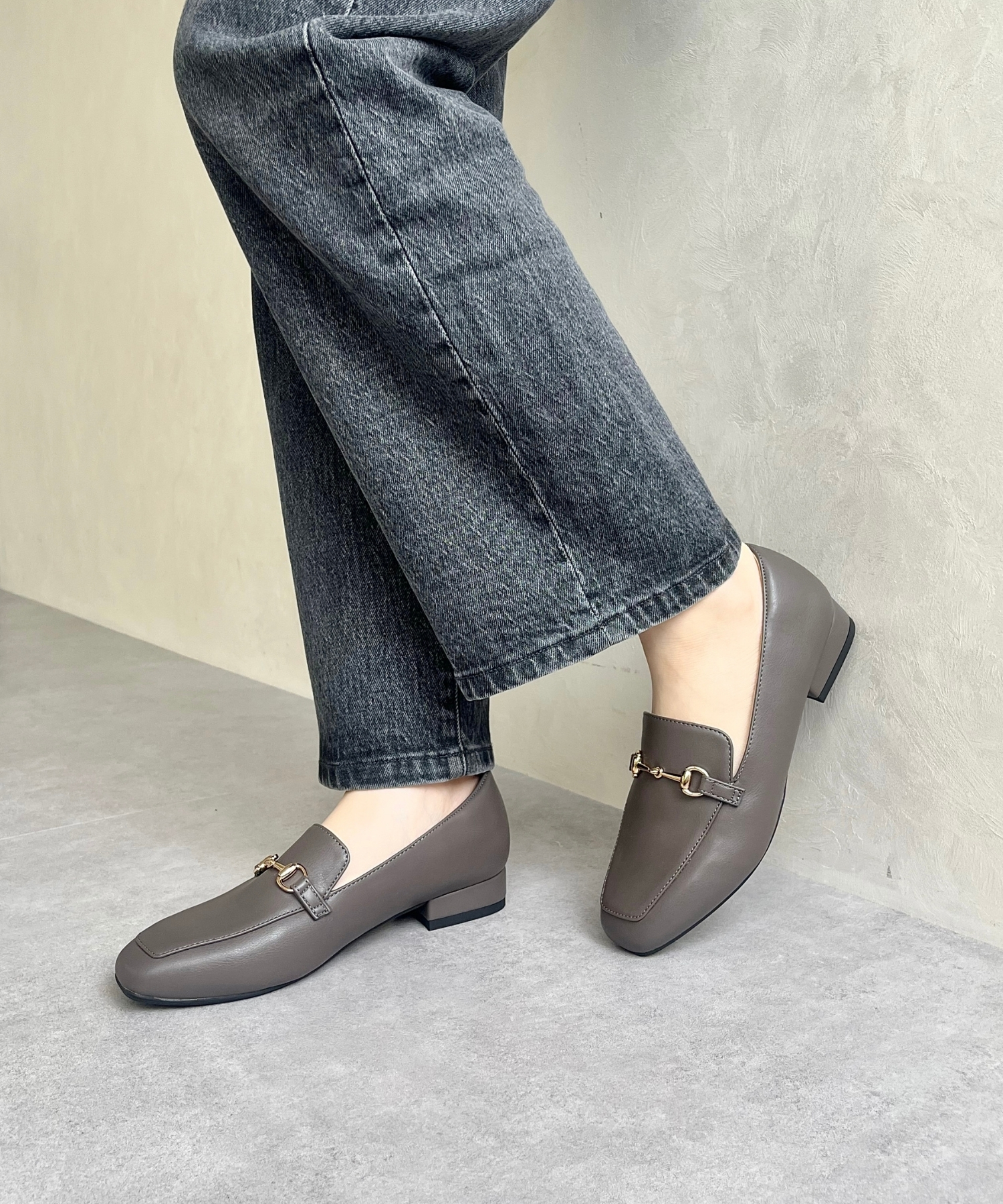 fig london　ストラップ　ローファー fig London（フィグロンドン）｜ローファー一覧 - WEAR