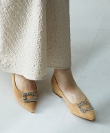 ベージュ