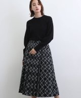 ブラック(719)