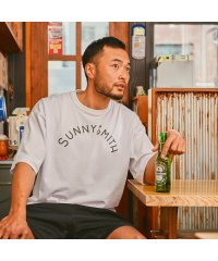 SUNNY SMITH/サニースミス Sunny Smith Cool Smith Standard Arch Logo SS Tee/504857965