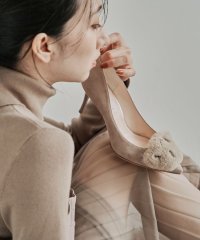 SEVEN TWELVE THIRTY/セヴン トゥエルヴ サーティ SEVEN TWELVE THIRTY LovelyWalk ビジュー付きファーパンプス/504847330