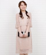 ベージュ