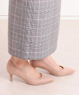 ベージュ