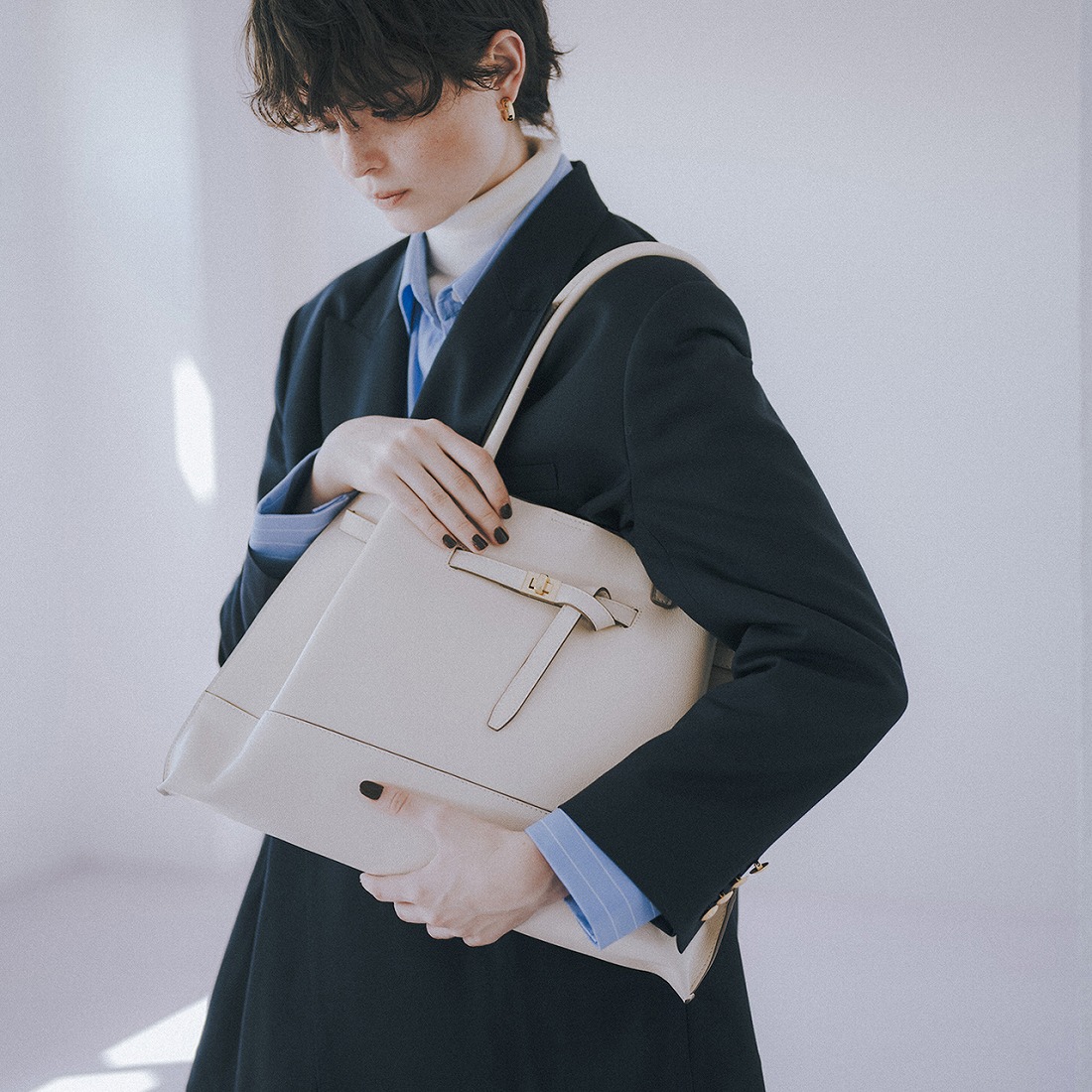 トプカピ TOPKAPI シュリンクレザーベルトデザインA4トート