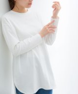 オフホワイト