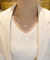 shopnikoniko/ショップニコニコ ShopNikoNiko カピスシェル U字型チェーンネックレス ma 【即納】 ホワイトシェル 貝殻 カピス貝 パールネックレス ゴールドネ/504902438