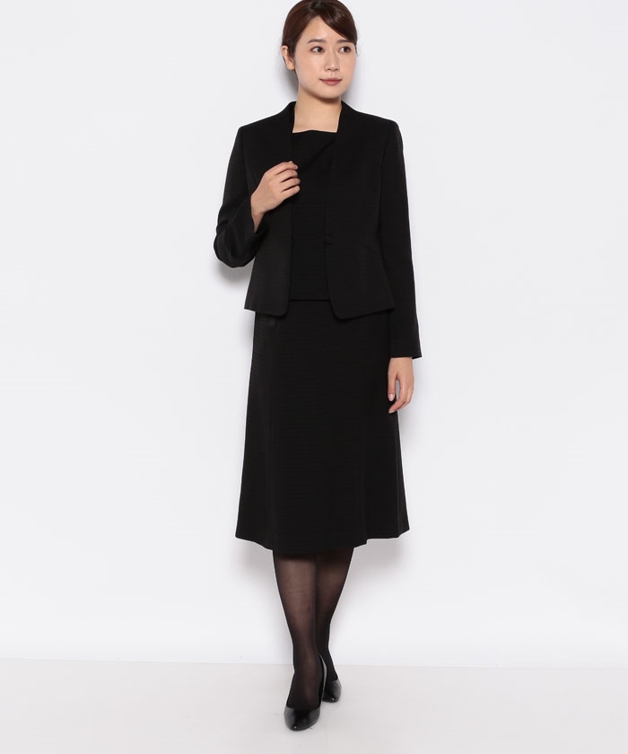 美品 NINA RICCI 3点セット スーツ ホーマル - メルカリ