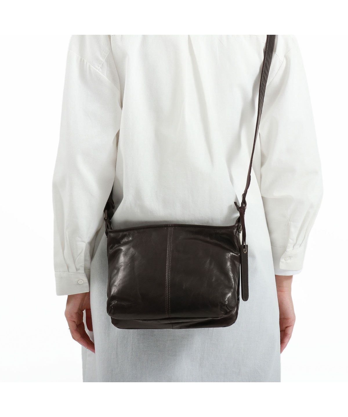 現行・美品 定価¥25,300 ダコタ ショルダーバッグ サンライズ 馬革