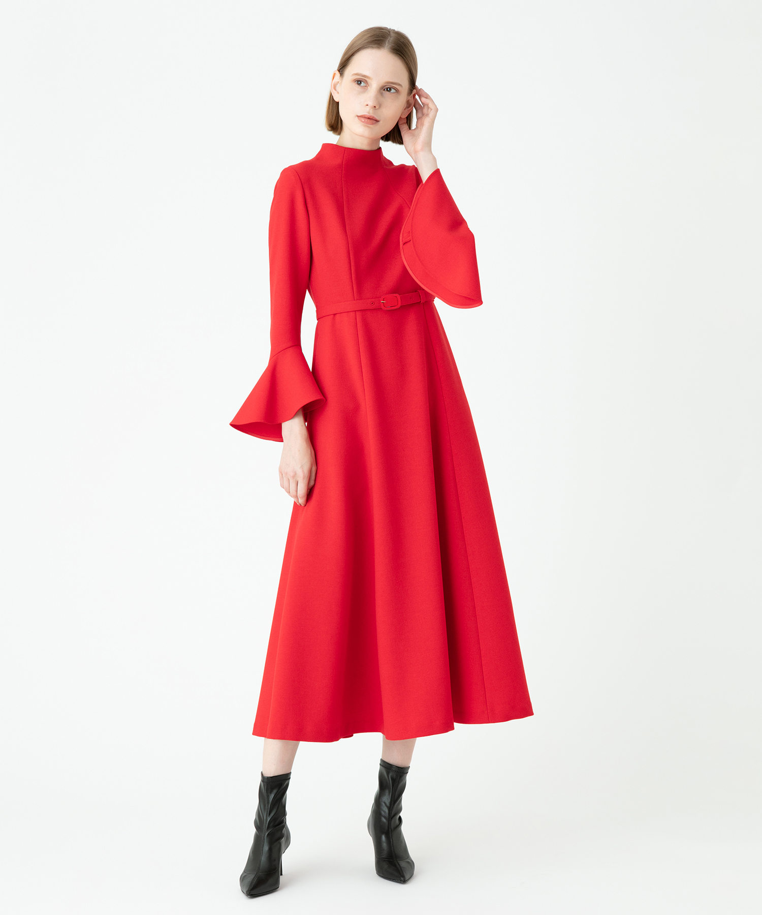 人気スポー新作 セール 50%OFF】【LOULOU WILLOUGHBY】梨地ダブルフレアー ワンピース