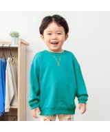 エメラルドグリーン