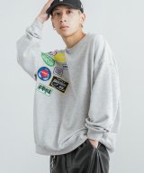グレー