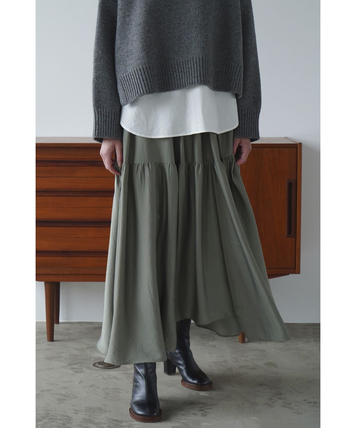 専用 CLANE ティアードバックロングスカート サイズ2 黒 セール】TIERED BACK LONG SKIRT(505006362) | クラネ(CLANE