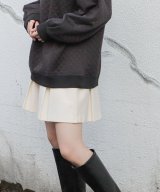 アイボリー