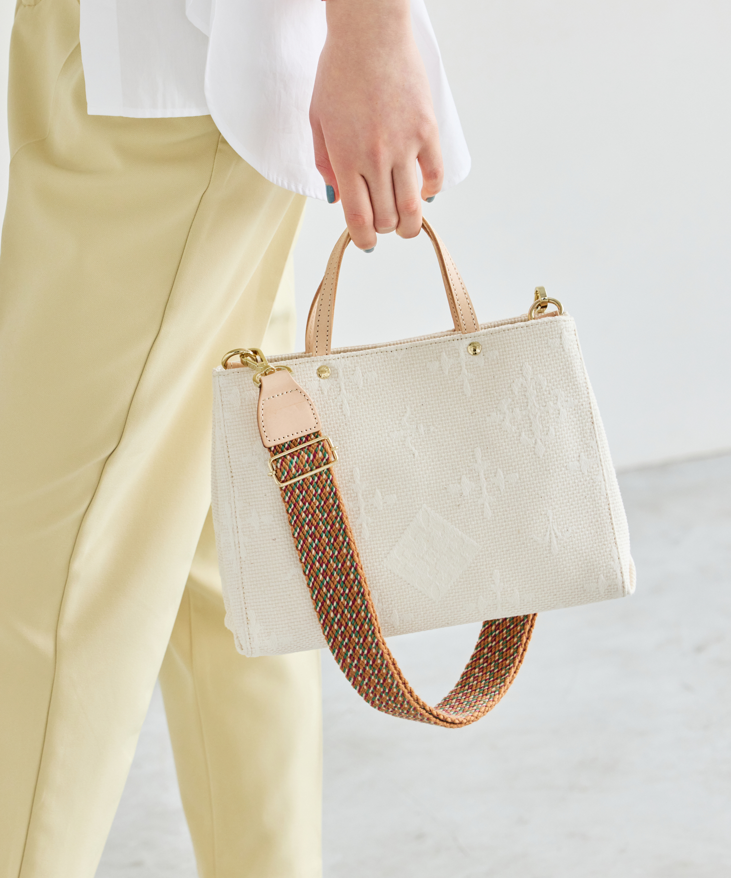 セール 30%OFF】《SHOPPER》トートバッグ S【刺し子ジャガード