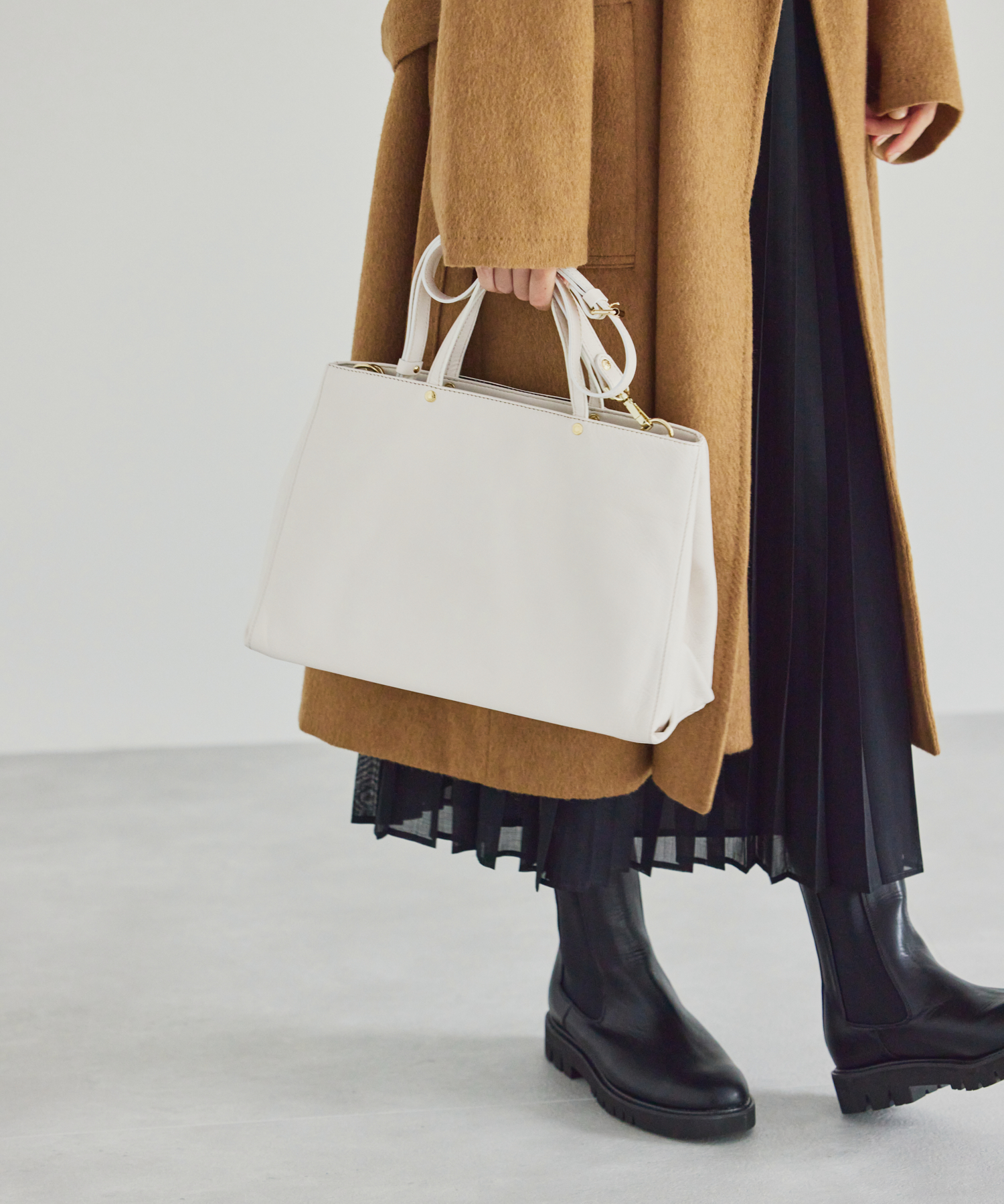 セール 50%OFF】《SHOPPER》トートバッグ M 【ソフトレザー】(CE セール 50%OFF】《SHOPPER》トートバッグ M 【ソフトレザー】(CE