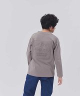 ベージュ