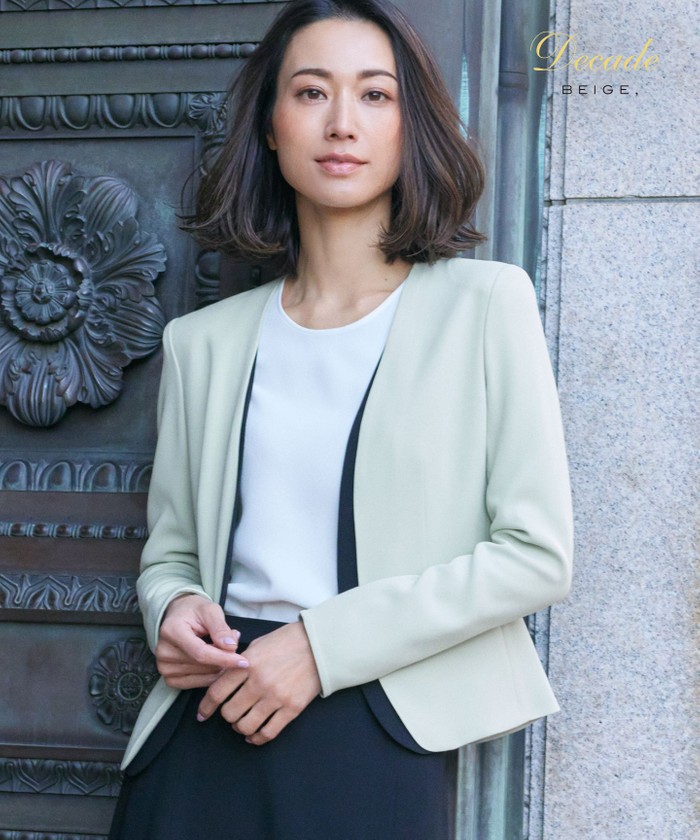 美品　beige, 　ベイジ　スーツ　セットアップ　ネイビー　ストレッチ 美品beige, ベイジスーツセットアップネイビーストレッチ