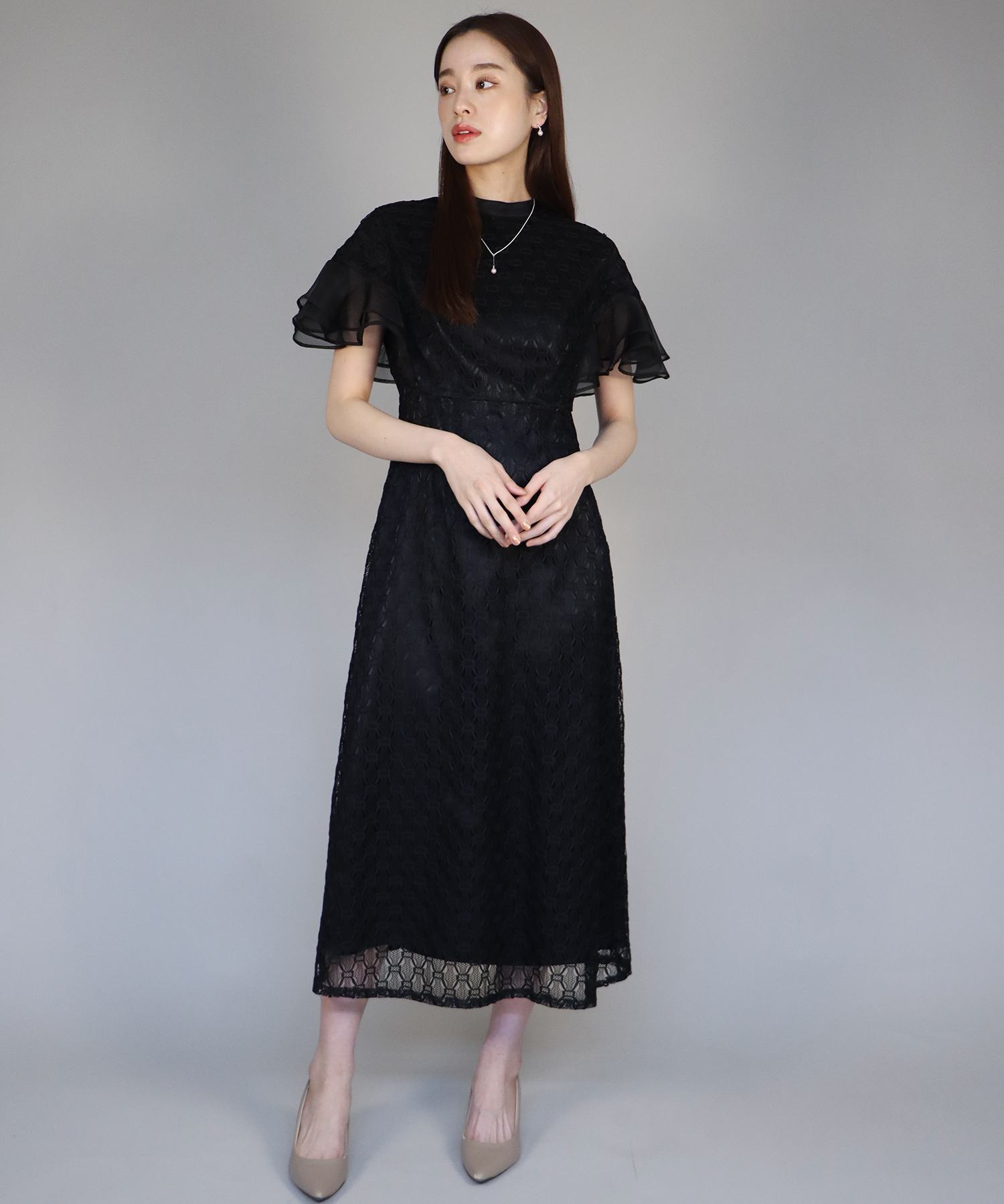 J by blue ジオメトリックチェーンレースドレス パーティードレス M ジェーバイブルー J by blue 《結婚式 パーティー 二次会》ジオ