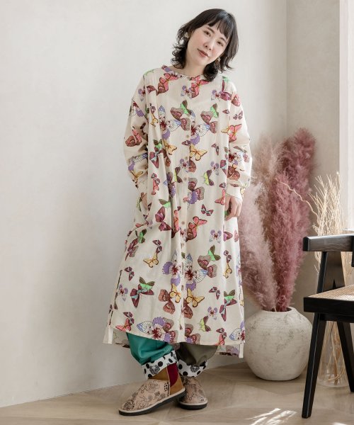セール 20%OFF】蝶柄前開きワンピース(505117176) スカラー(ScoLar) d fashion セール中!スカラー トップス チュニック ワンピース