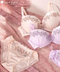 fran de lingerie/可憐なフラワーレースのフェミニンランジェリーナチュラルバスト 「フラワークラウン ペアブラジャー（ワイヤー有り）」 ブラジャーショーツセット/503189872