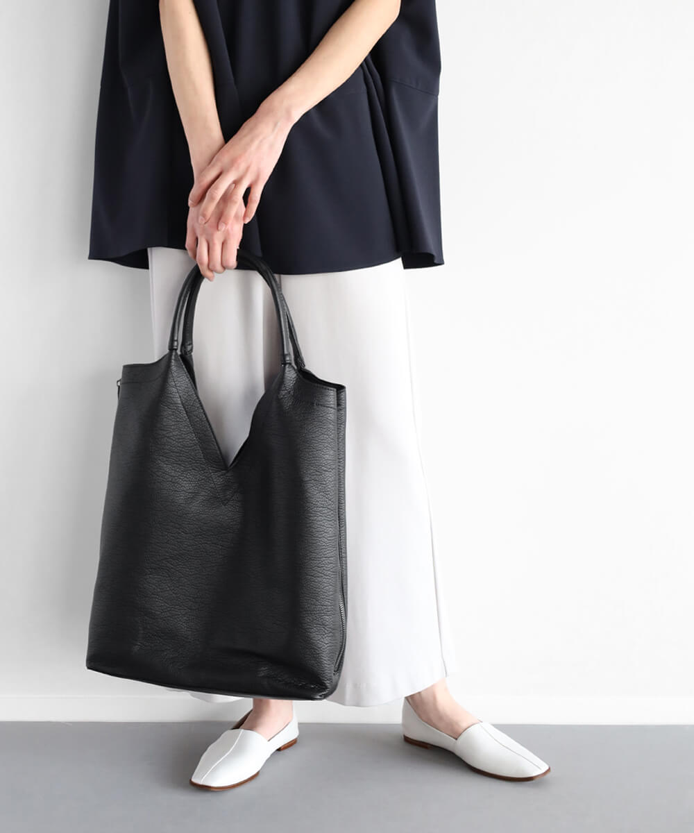 story.×nouer Vカットサテンナイロンバッグ