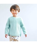 エメラルドグリーン