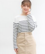 オフホワイト