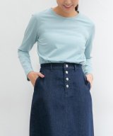 ライトブルー