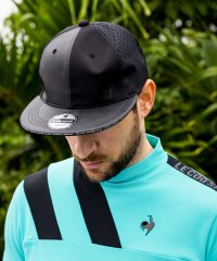 le coq sportif GOLF /【RIJOUME/リジューム】異素材コンビネーションフラットキャップ (吸汗速乾《ビン皮/額に触れる部分》/抗菌防臭《ビン皮/額に触れる部分》)/505128464