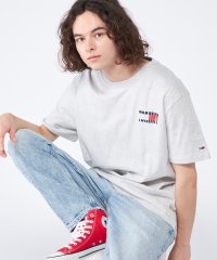 TOMMY JEANS/【WEB限定】TOMMYバックロゴTシャツ/505148802