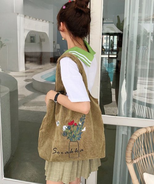 セール】2WAY刺繍コーデュロイトートバッグ(505164304) aimoha(アイモハ)(aimoha) d fashion ジーラ コーデュロイ 2wayバッグ トートバッグ ショルダーバッグ