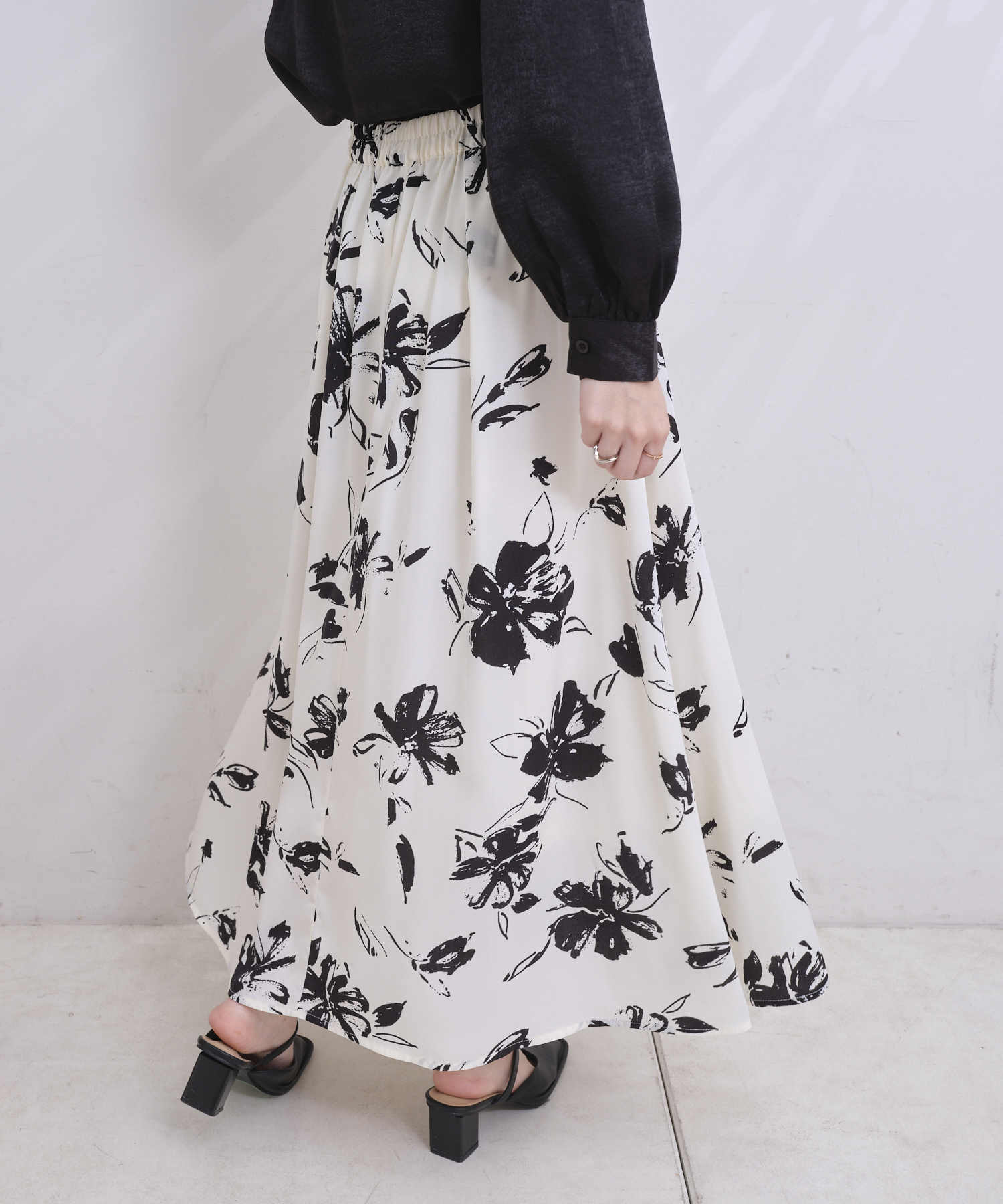【DOLCE&GABBANA】シルク混クレープデシン フレアミディスカート F4C2MTHLMII_R0026_0.jpg