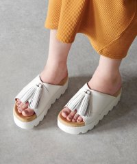 MINNETONKA/タッセル厚底サンダル【23M06】/505158306