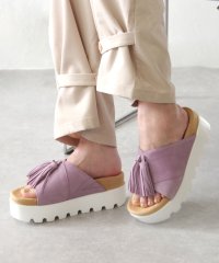 MINNETONKA/タッセル厚底サンダル【23M06】/505158306