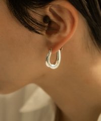 SMELLY/SMELLY so’　curve earring/505168709