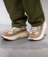 UGG/アグ シーエー805 V2 リミックス/505173793