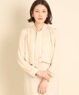 ベージュ(052)
