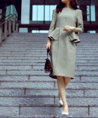 RUIRUE BOUTIQUE/ペプラム付きＩラインワンピース/505167678