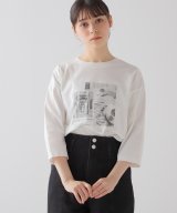 オフホワイト