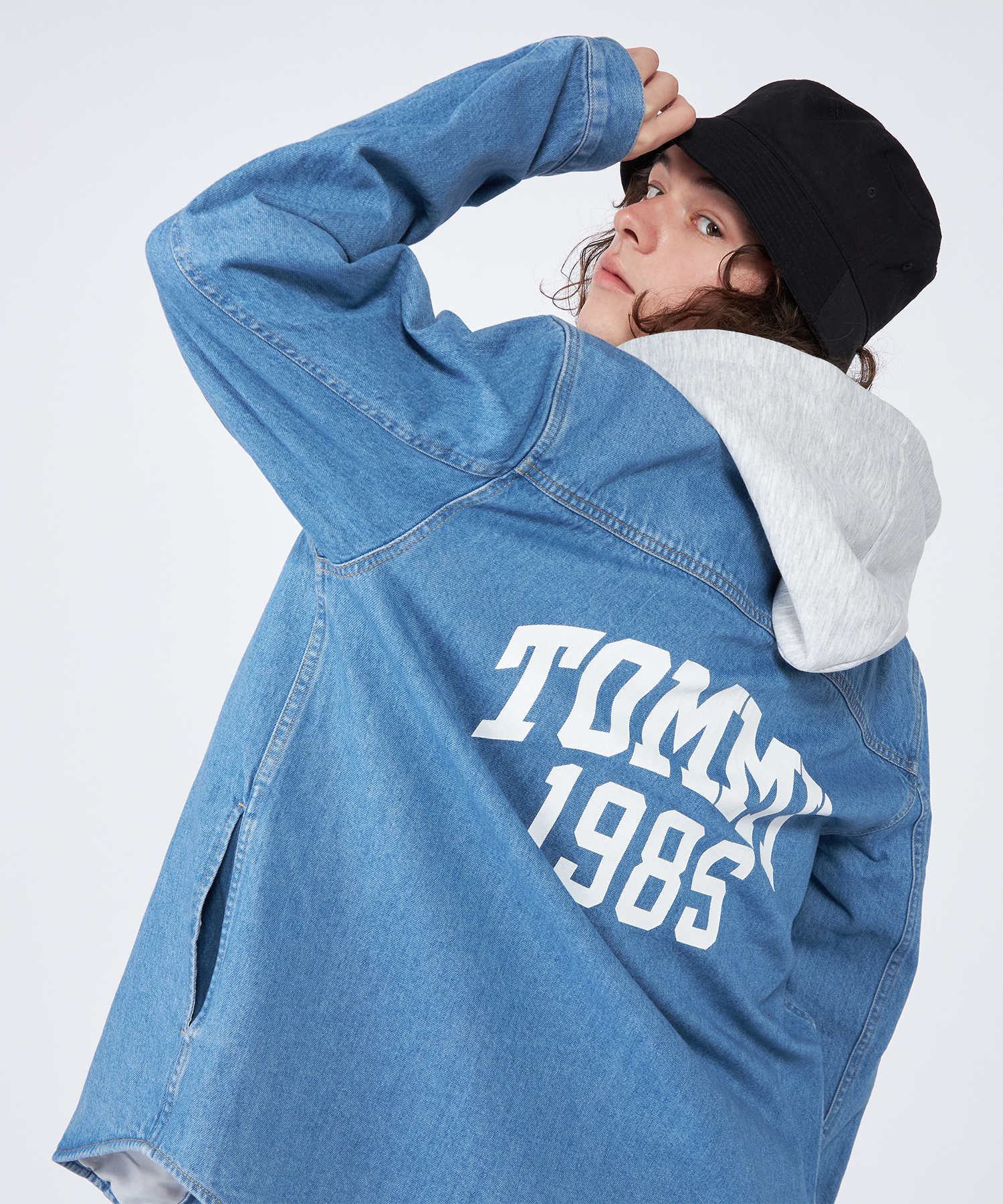  jeansトミーデニムジャケット セール】トミージーンズ TOMMY JEANS TJM HOODED DENIM SHACKET