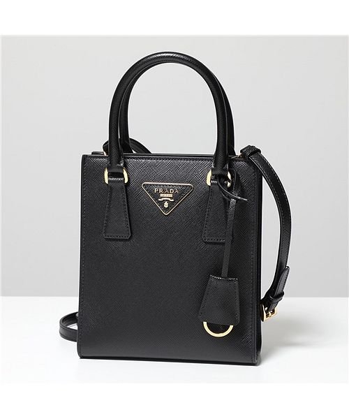 セール】【PRADA(プラダ)】ハンドバッグ 1BA358 NZV レディース ショルダーバッグ サフィアーノ レザー ロゴ 鞄  F0002/NERO(505199451) プラダ(PRADA) d fashion